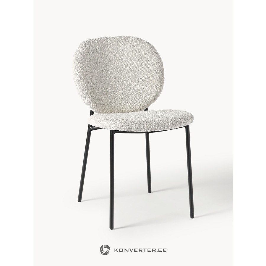 White Chair (Ulrica)