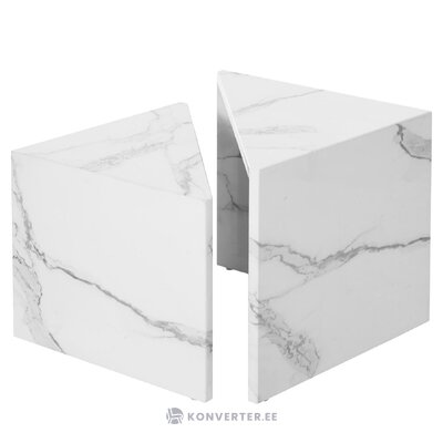 Sohvapöytiä, joissa marmorijäljitelmä (vilma) ehjä
