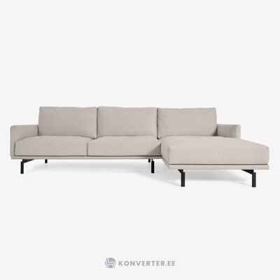 Smėlio spalvos sofa (galene)