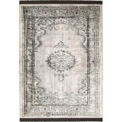 Vintage style carpet marvel (zuiver) with beauty flaws.