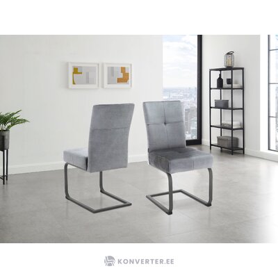 Light gray chair (bjarka)