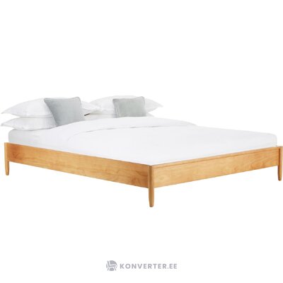 Кровать из массива дерева (Виндзор) 160х200 с дефектом красоты