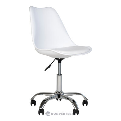 White chair (Stavanger)