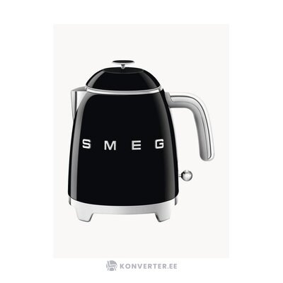Черно-серебряный чайник в стиле 50-х (smeg)