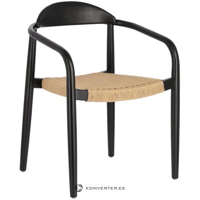 Dizaina masīvkoka krēsla deguns (la forma) ir neskarts