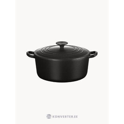Черная чугунная кастрюля, матово-черная (Le Creuset)