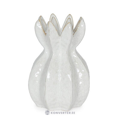 White Vase (Olyssia)