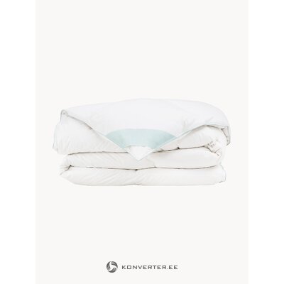 Tarvitsen lisätietoja – ”ddd” ei kerro, mistä kategoriasta on kyse tai onko kyseessä mallin nimi. Anna joko: - tuotteen koko nimi alkuperäisessä muodossa, esimerkiksi: Esstisch Mavi, 180x90 cm (ddd)