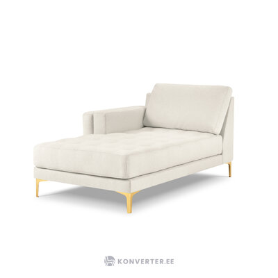 Atpūtas krēsls (orrino) mazzini dīvāni gaiši bēšs, strukturēts audums, zelta metāls, pa kreisi