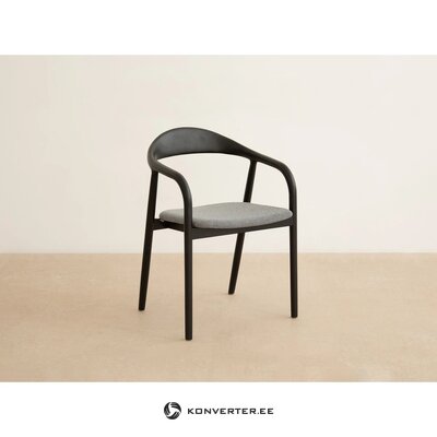 Обеденный стул (илла)