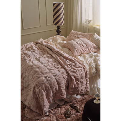 Pink bedspread (pleasant) 180x260
