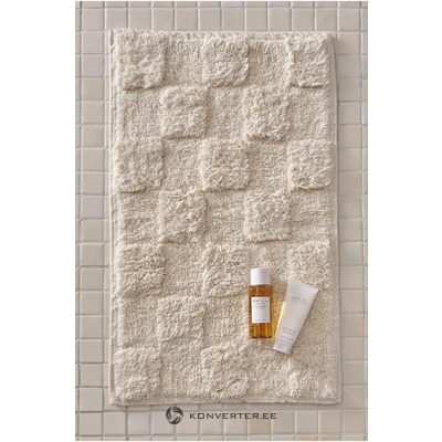 White bathroom mat (saga)