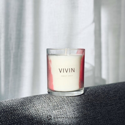 Scented soy candle sweet spot (vivin) intact