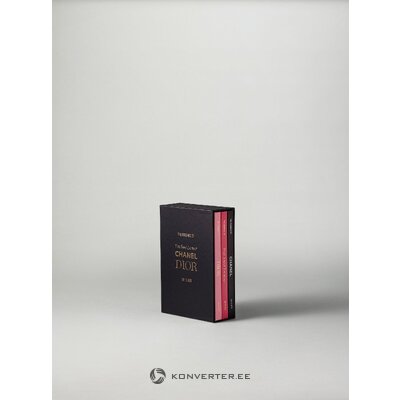 Dekoratiiv Raamat (The Essence Collection I)