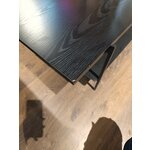 Musta Angus-sohvapöytä (AC Design)