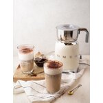 Šviesiai smėlio spalvos pieno plakiklis, 50-ųjų stilius (Smeg)