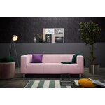 Rožinė trivietė sofa buvo nepažeista