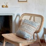 Brown armchair (nadra)