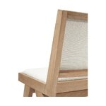 Šviesiai ruda medžio masyvo dizaino kėdė (sissi) nepažeista