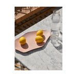 Lasinen vesikannu kultaisella reunalla (minna) ehjä