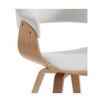 Vaaleanruskea-valkoinen tuoli (visby)