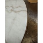 Светлый мраморный обеденный стол (майли) d=120 с косметическим дефектом.