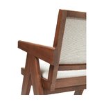 Design-tuoli (sissi), jossa kosmeettisia puutteita.