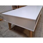 Дизайнерский журнальный столик Cris (Маркерик) с недостатками красоты