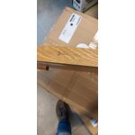 Коричнево-черный круглый журнальный столик Mesa (дерево) с потертостями.