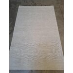 Light hand-woven viscose carpet (jane) 120x180 with beauty flaws