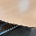 Round dining table duncan (actona) defective