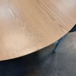 Round dining table duncan (actona) defective