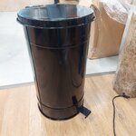 Trash can sono (house doctor) with cosmetic flaws.