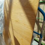 Oak veneer extendable dining table (conv.) 190-235x90 in box, with cosmetic flaws.