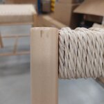 Massiivipuinen abano-tuoli (house nordic), jossa kosmeettinen vika