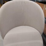 Beige design samettituoli (zeyno) kauneusvirheillä.