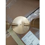 Правильный потолочный светильник золотистого цвета (от Rydens)