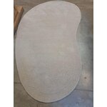 Tumman beige soikea villamatto (kadey) 150x230, jossa virheitä.