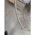 Dizainerio fotelis (bahia) su kosmetiniu defektu