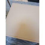 Dviejų kavos staliukų komplektas (fera) su kosmetiniais defektais