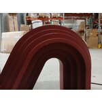 Raudona grindų lempa (luomo)