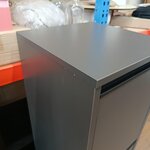 Tumši pelēks vannas istabas skapītis Lermont (Germania)