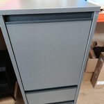 Tumši pelēks vannas istabas skapītis Lermont (Germania)