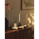 Dekoratyvinis marmurinis padėklas (lazdyno spalvos) su kosmetiniais defektais.