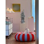 Tumba Float (Studio About)