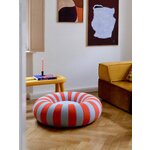 Tumba Float (Studio About)