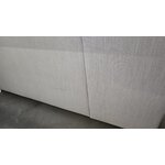 Šviesiai pilka kampinė sofa (melva) su grožio trūkumais