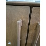 Mango medienos spintelė (paul) su kosmetiniais defektais