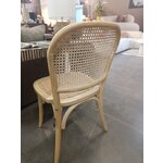 Light brown Chair (Gadget)