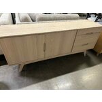 Matala kaappi Marte (ilmastointilaitemalli), kosmeettisia vikoja